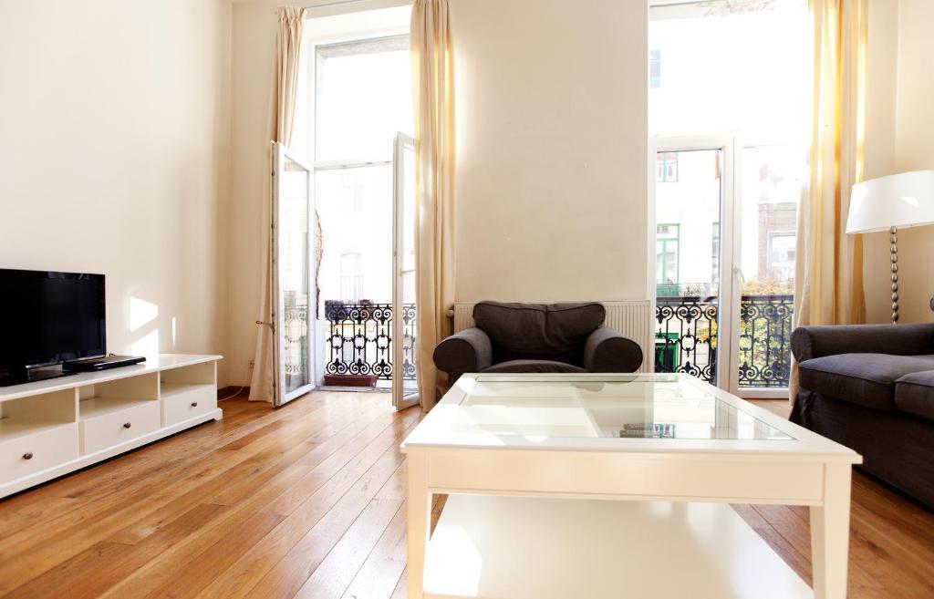 Louise Uptown Apartments บรัสเซลส์ ภายนอก รูปภาพ