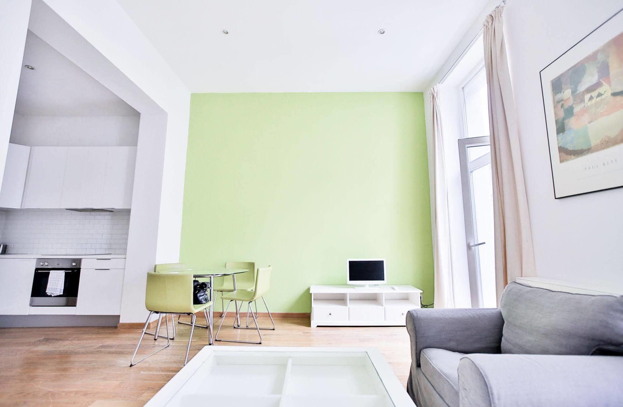 Louise Uptown Apartments บรัสเซลส์ ภายนอก รูปภาพ