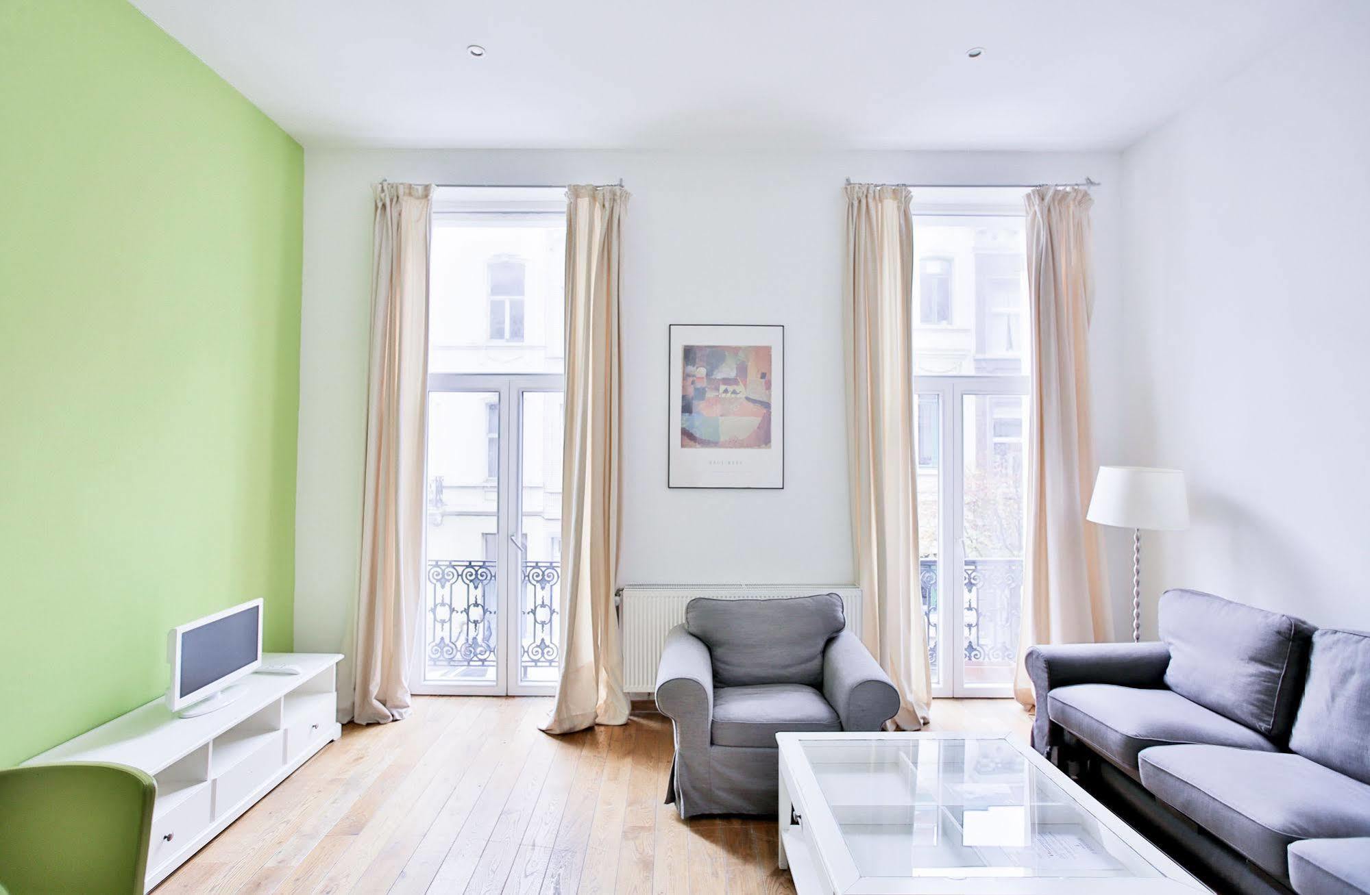 Louise Uptown Apartments บรัสเซลส์ ภายนอก รูปภาพ